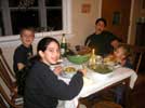 saraf/07_thanksgiving_shai-gahl-momo_20021128 (45KB)