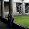 25_02_pompeii_momo_erika.jpg (203074 bytes)