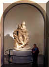 13_7_museo_dell'opera_del_duomo_pieta_by_michelangelo_erika_momo.jpg (68838 bytes)
