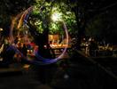 life/13_fire-twirling_20010606 (66KB)