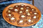 livelove/13_raw-mini-pies_20020215 (110KB)