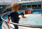 ship/24_outdoor-jacuzzi_momo-ofek_20020912 (78KB)