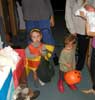 57_halloween_jonah-momo_20021030 (36KB)