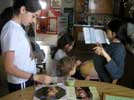 saraf/60_painting-belly_shai-noa-momo-cori_20030107 (49KB)