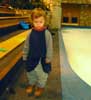 04_ice-skating_momo_20030130 (34KB)